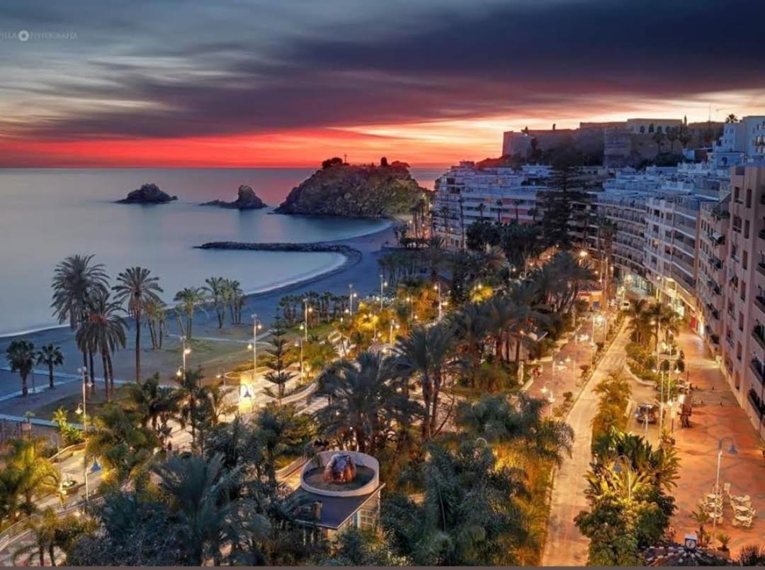 Apartamento Con Encanto Y Preciosas Vistas Junto A La Playa Almuñécar المظهر الخارجي الصورة